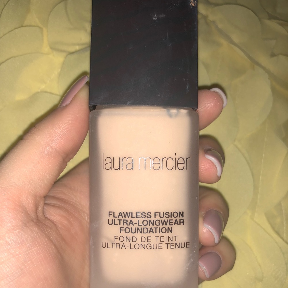 LAURA MERCIER FLAWLESS FUSION LONG WEAR FOUNDATION